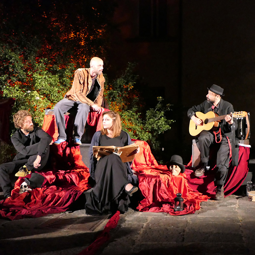 andar-per-fantasmi-una-scena